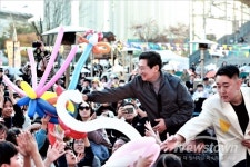 이상일 용인특례시장, 2025 어텀라운지 페스티벌서 시민과 소통