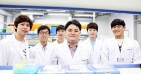 울산과기대, 고효율 고분자 태양전지 기술 개발