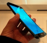 [현장사용기]G플렉스 써보니 동영상 감상 탁월