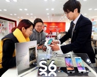 SKT·KT, 오늘부터 갤럭시S6 체험존 운영