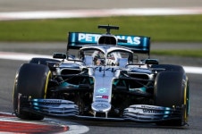 벤츠, F1에서 6년 연속 더블챔피언십 신기록 달성