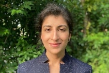 美 연방거래위원장에 반독점 킬러 리나 칸 지명