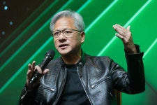 젠슨 황, 엔비디아 직원들에게 AI 활용 촉구…