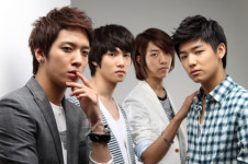 씨엔블루, 첫 콘서트 1분만에 매진 진기록