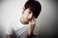 씨엔블루 강민혁, SBS 괜찮아, 아빠 딸로 연기자 데뷔