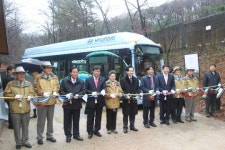북한산 둘레길, 전기버스로 편하게 탐방한다