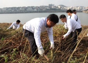 두산건설, Doosan Day of Community Service 동참