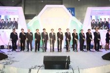 4차 산업혁명 이끌 미래 신기술 잔치 개막