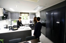 [르포] ‘강남로또’ 서초 래미안 리더스원 견본주택 가봤더니…