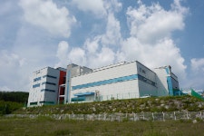 GS, 보톡스 1위 휴젤 품에 안을까?