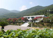 척박한 땅 고흥 바닷가서 문화예술 꽃피운, 남포미술관의 ‘햇살’