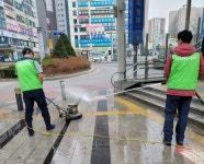 의정부클린의정부연합봉사단·희망회복종합지원센터 봄맞이 대청소