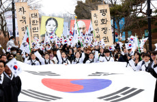 [포토] 대한독립 만세~ , 만세삼창 외치는 시민들