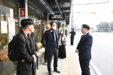 강수현 양주시장, 대중교통 출근길 버스 이용 시민과 소통 나서
