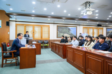 장충남 남해군수, 직원과 진솔한 대화 이어가