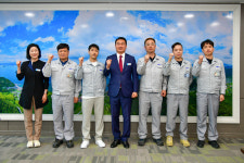 거제시, 국제 장애인 기능올림픽대회 우승자 격려