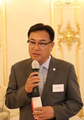 ‘故노무현 명예훼손 혐의’ 정진석, 징역 6개월