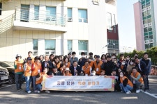부산시중앙신협 ‘두손모아봉사단’ 남구장애인복지관에서 ‘꿈을 담은 벽화 그리기’ 봉사 활동