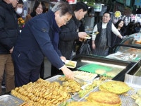 이동환 고양특례시장,설맞이 전통시장 민생탐방 나서 설맞이 원당시장 방문