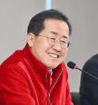 홍준표 대구시장 “연내 박정희 동상 건립” 지시