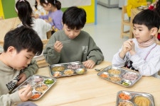 학교법인 운화학원 집단급식소 | 김포시, 학교급식 학생과 학부모가 업체 선택... 영리 법인도 참여 가능 같은 예산 좋은 품질 기대