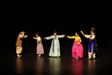 올 가을, 인천문화예술회관 야외공연장은 마당극으로 들썩인다