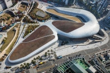 동대문디자인플라자(DDP)에서 지난 25일 새벽 화재 발생