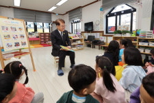 김하수 청도군수, 새해 첫 일정으로 어린이시설 방문 “