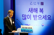 [포토] 신년사하는  한승구 건단련 회장