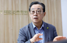 [파워인터뷰] 박진철 대한건축학회장 “연구·정책·산업 잇는 플랫폼 도약”