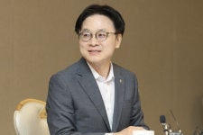 김정관 장관 “호남 반도체 투자, 경쟁력 충분…지방이 현실적 대안”