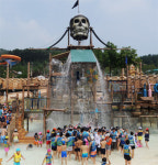 [비즈 보드] 대대적인 리뉴얼 단행 호평받아 外