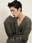 박보검, 부드러운 외모와 상반된 가슴 근육 놀라워