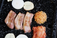 화통삼, 레시피 차별화로 경쟁력 강화…고온 화덕에 초벌