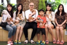 애견카페 멍살롱, 반려견을 위한 애견 초대의 행사 진행