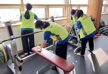 bhc치킨 해바라기 봉사단 노인복지관서 봉사활동