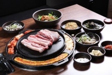 고기를 굽는 카페? 고기카페가 주목 받는 이유는?