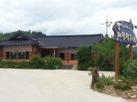 메밀의 고장 봉평에서 만나보는 막국수 맛집 ‘메밀먹거리’