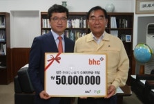‘얼빠진 지방의원은 해외로, 뜻있는 업체들은 수해지역으로’…수마 할퀴고 간 충북에 온정