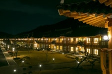 [그곳에 가고 싶다] 전주 한옥마을 ‘한옥호텔 왕의지밀’, 호남최대 한옥숙박시설로 전주에서 가 볼 만한 필수코스로 ‘주목’