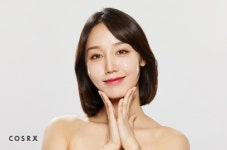 코스알엑스, 유투버 한별과 콜라보한 하이드로겔 베리 심플 팩 선보여