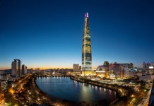 롯데월드타워, 2020명 고객들과 함께하는 새해 카운트다운