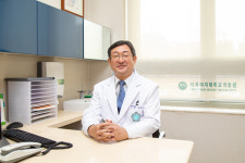 이대비뇨기병원 김청수 교수, 대한비뇨의학회 명예회장 취임