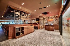 bhc 아웃백스테이크하우스 춘천점 문 열었다