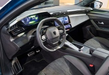 뉴 푸조408 떴다... 내달 출시 앞두고 사전 공개