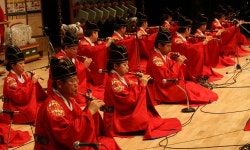 ‘토요일은 천안삼거리로 오세요’