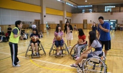 아산휠스파워농구단 신정중학교로 가다!