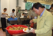 천안시 주먹밥 시식, 전쟁의 고통 간접체험