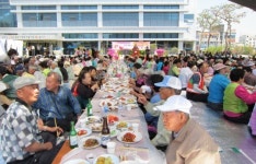 천안시 직산읍, 어버이날 맞아 경로잔치 열어