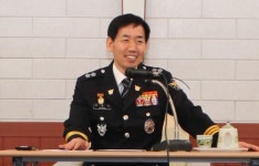 정용선 충남경찰청장, 708전경대 방문 대화시간 가져